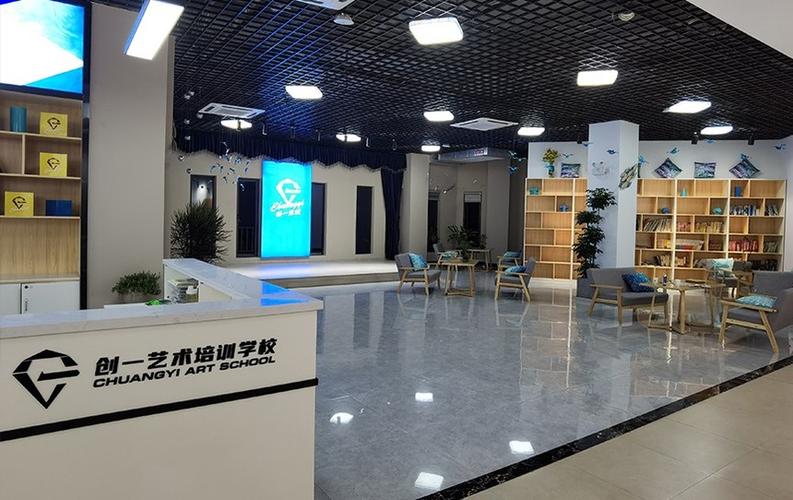 辅导培训;文艺创作与表演;拓展活动;图书出租